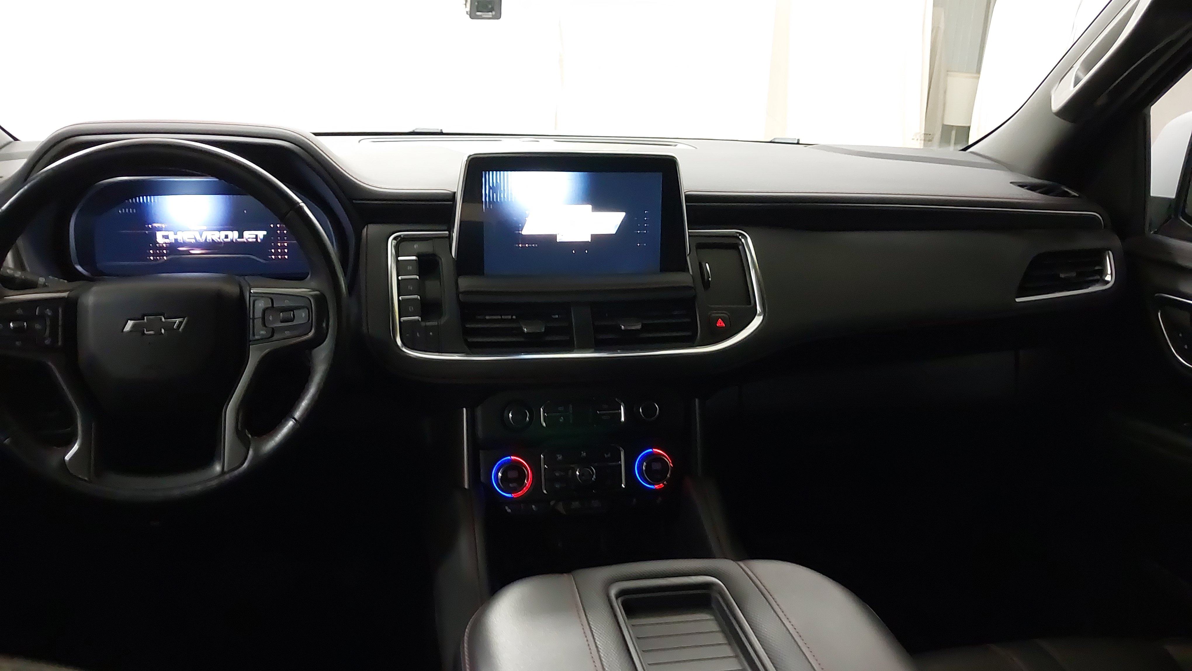 Used 2022 Chevrolet Tahoe RST w/ Luxury Package AWD/4WD image 26