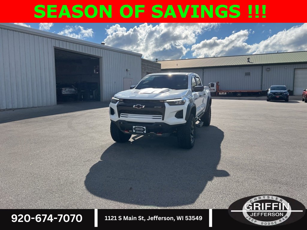 Used 2023 Chevrolet Colorado ZR2 w/ ZR2 Convenience Package III image 4