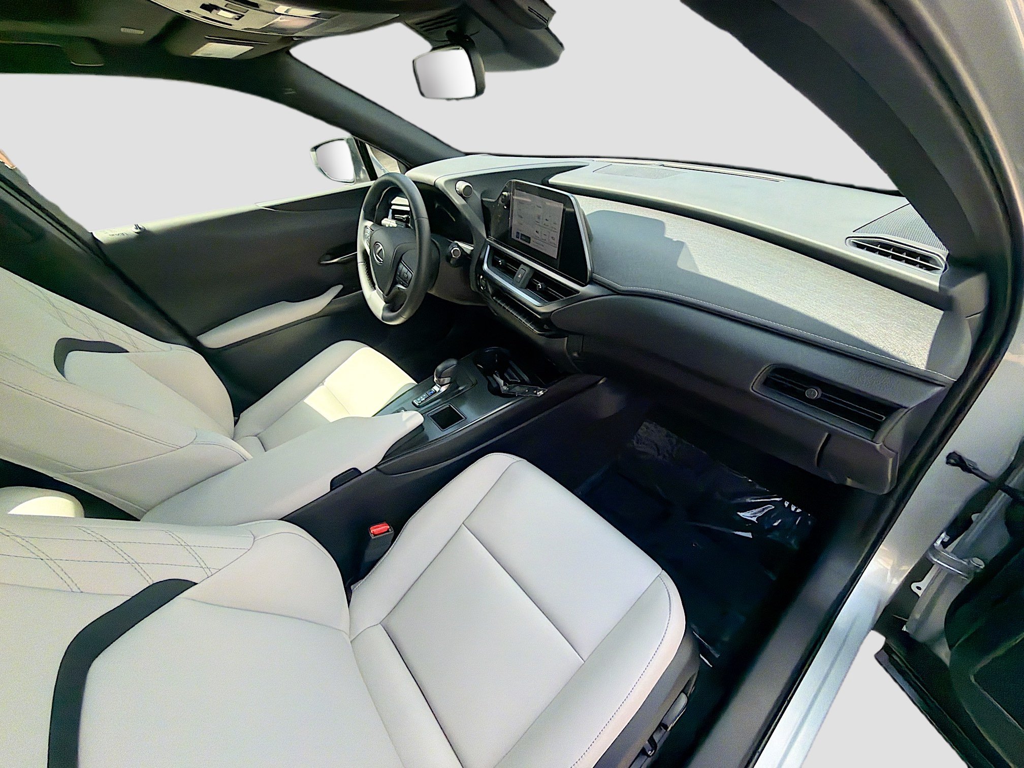 Used 2025 Lexus UX 300h FWD image 30