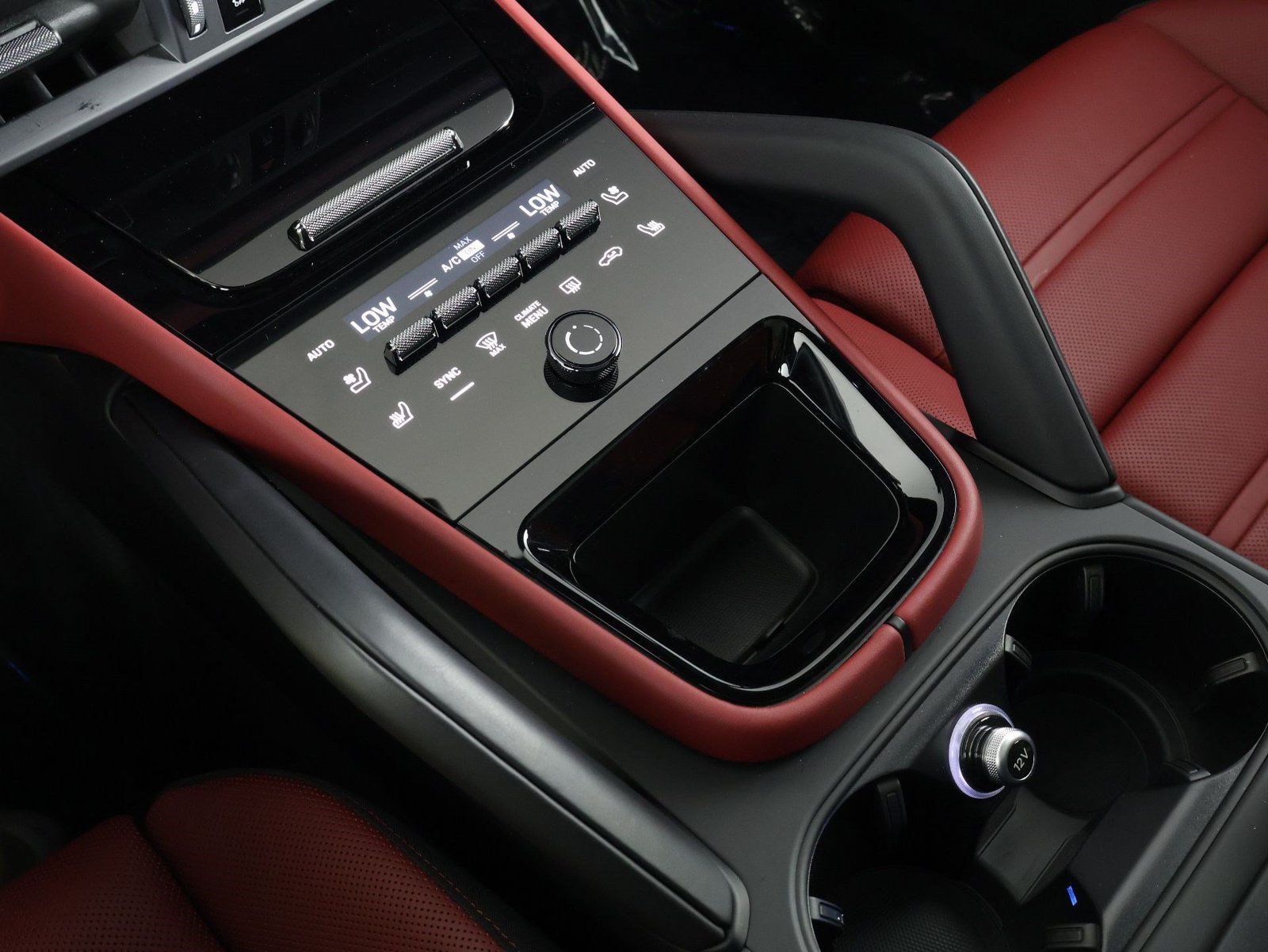 Certified 2026 Porsche Cayenne Coupe AWD/4WD image 18