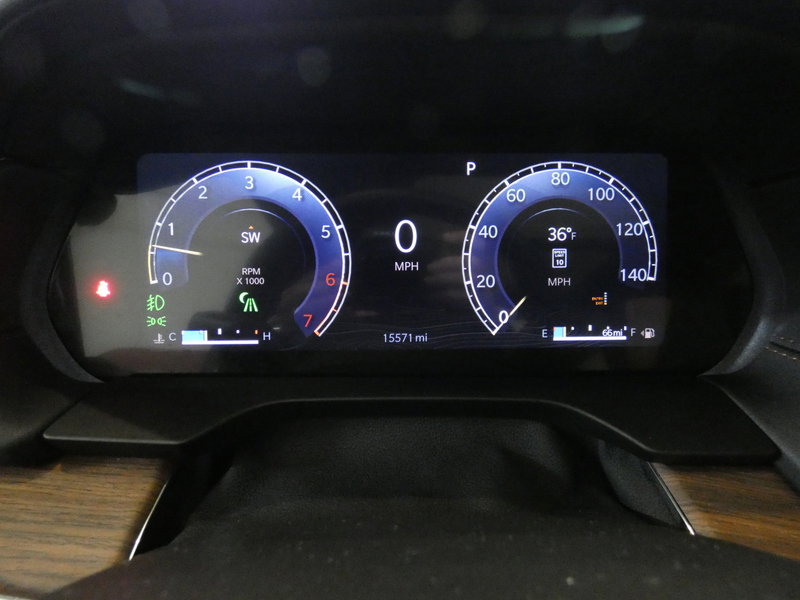 Used 2024 Jeep Grand Cherokee L Summit w/ Advanced Protech Group IV AWD/4WD image 24