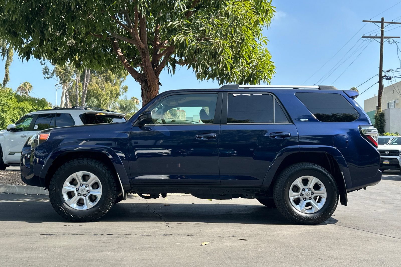 Certified 2020 Toyota 4Runner SR5 RWD image 7