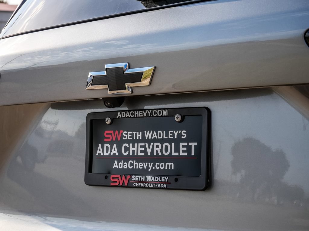New 2027 Chevrolet Equinox RS w/ Safety and Technology Package FWD image 10