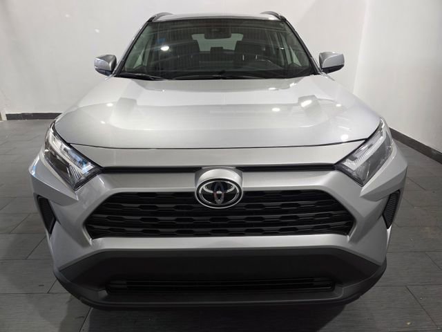 Used 2025 Toyota RAV4 XLE w/ Convenience Package AWD/4WD image 8