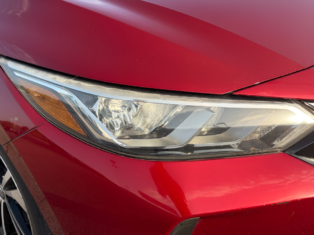 Certified 2020 Nissan Sentra SV w/ Trunk Package FWD image 28