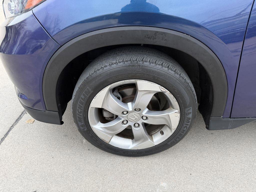 Used 2017 Honda HR-V EX image 20