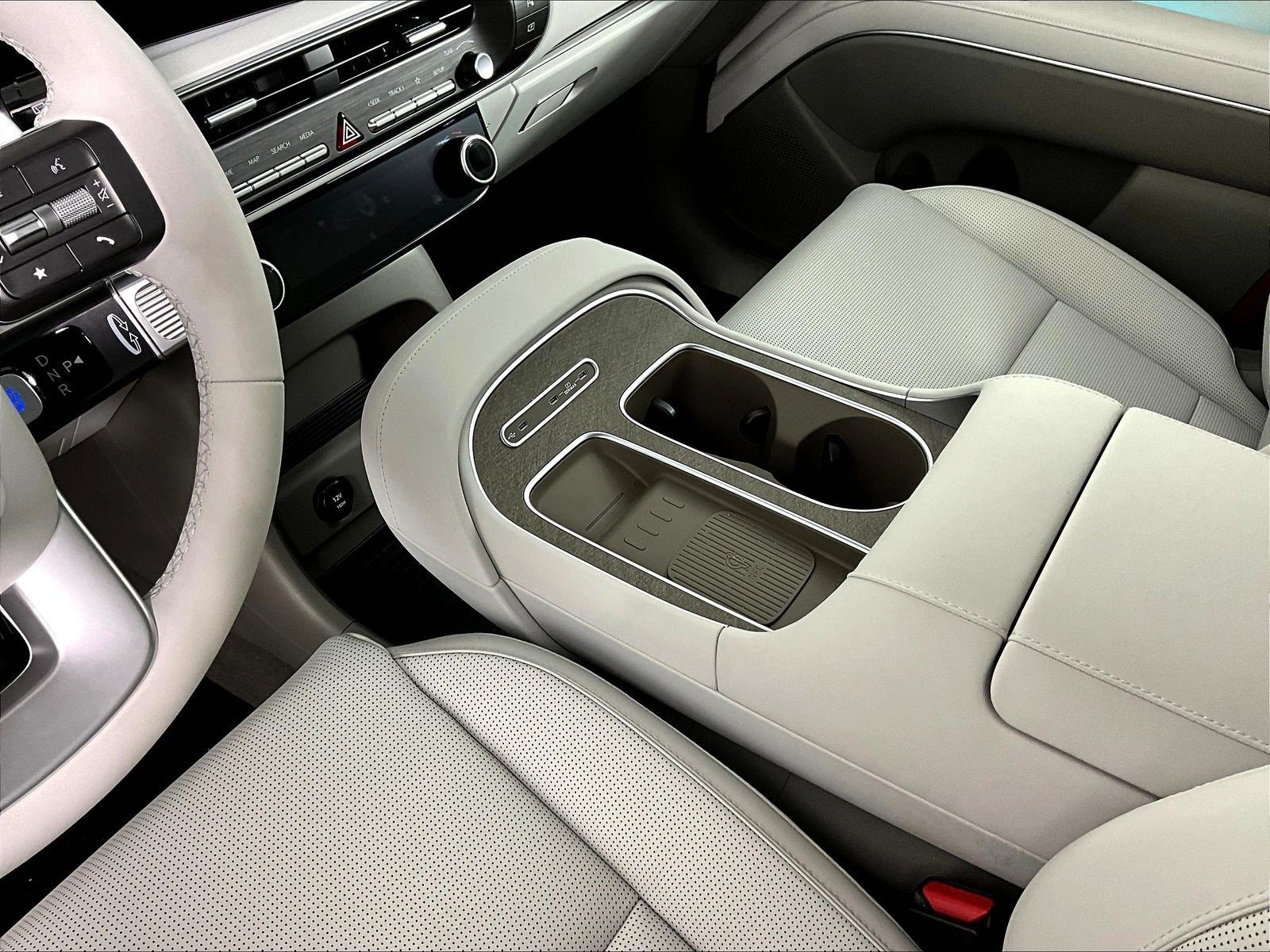 New 2026 Hyundai Palisade SEL Premium FWD image 12