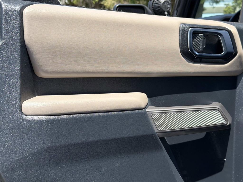 Used 2022 Ford Bronco Wildtrak image 20