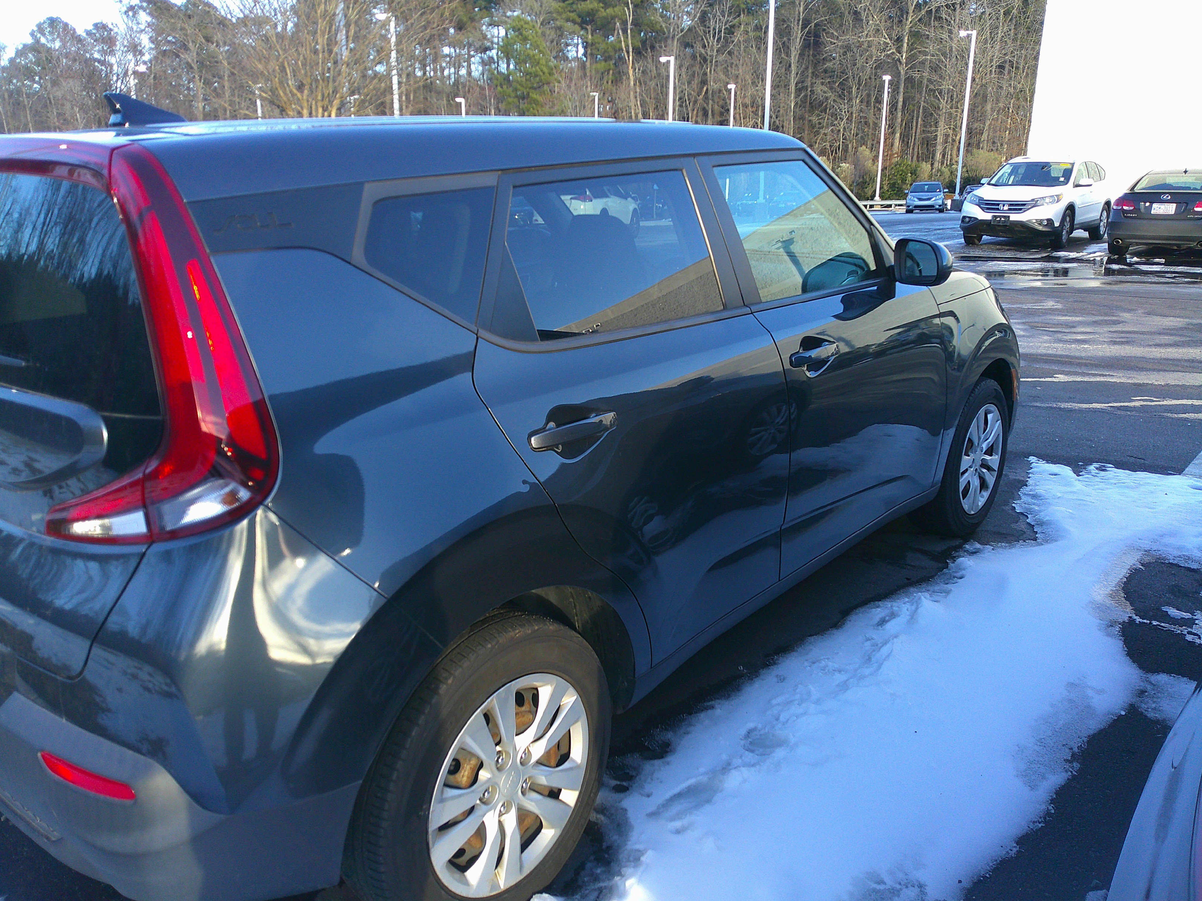 Used 2020 Kia Soul LX image 12