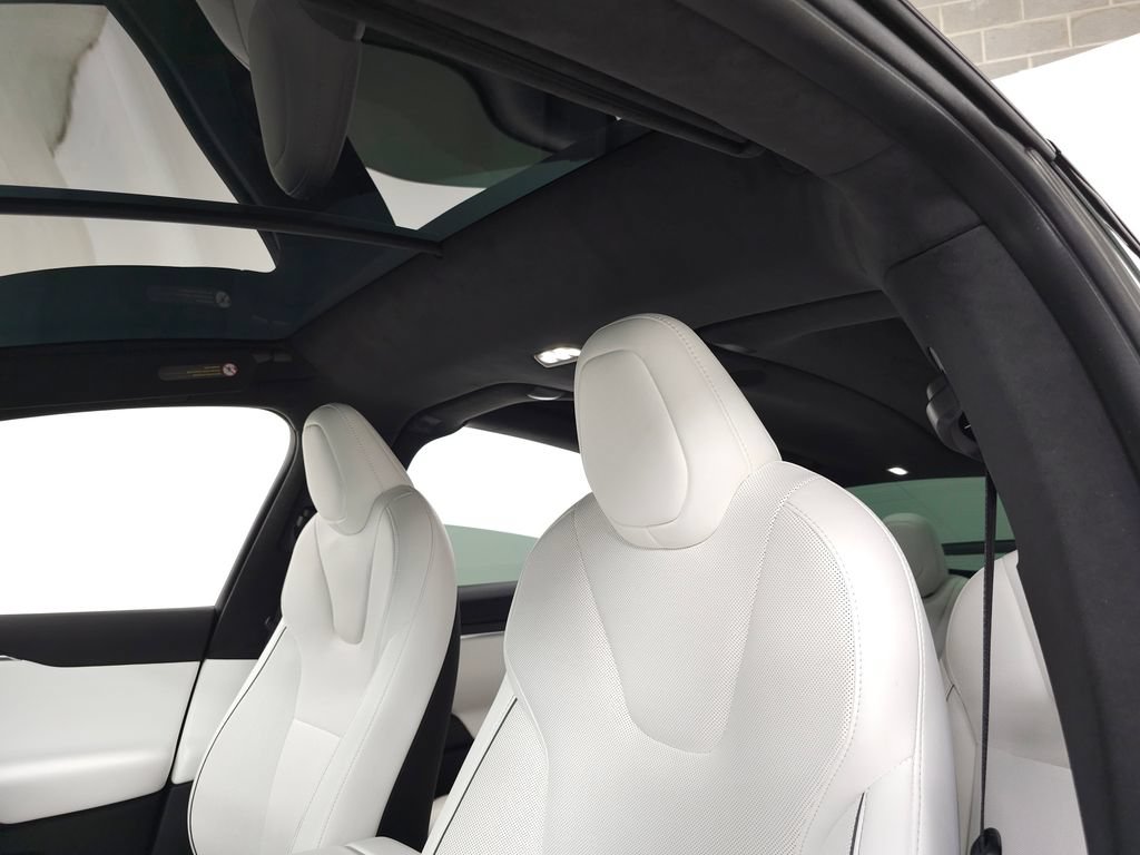 Used 2023 Tesla Model X Plaid AWD/4WD image 18