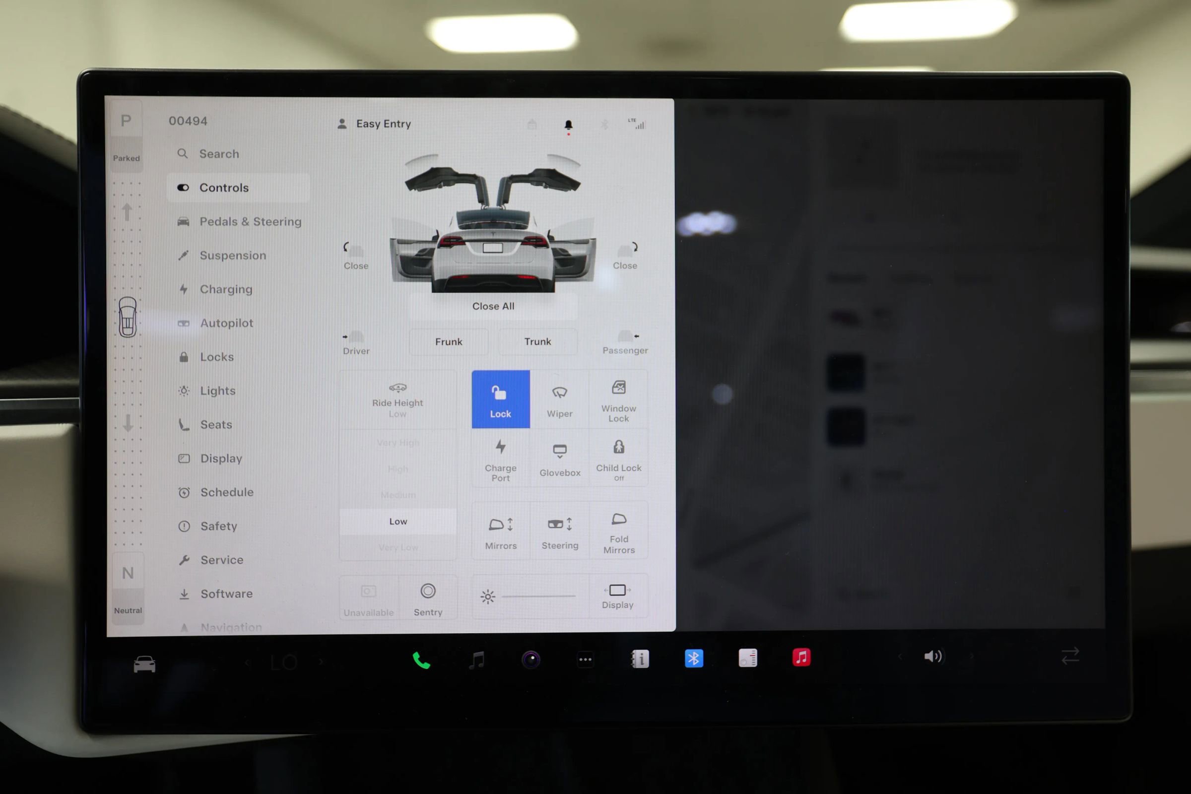 Used 2022 Tesla Model X Plaid image 58