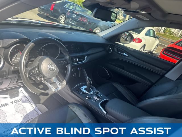Used 2020 Alfa Romeo Stelvio Sport w/ Quick Order Package 22J Sport AWD/4WD image 12