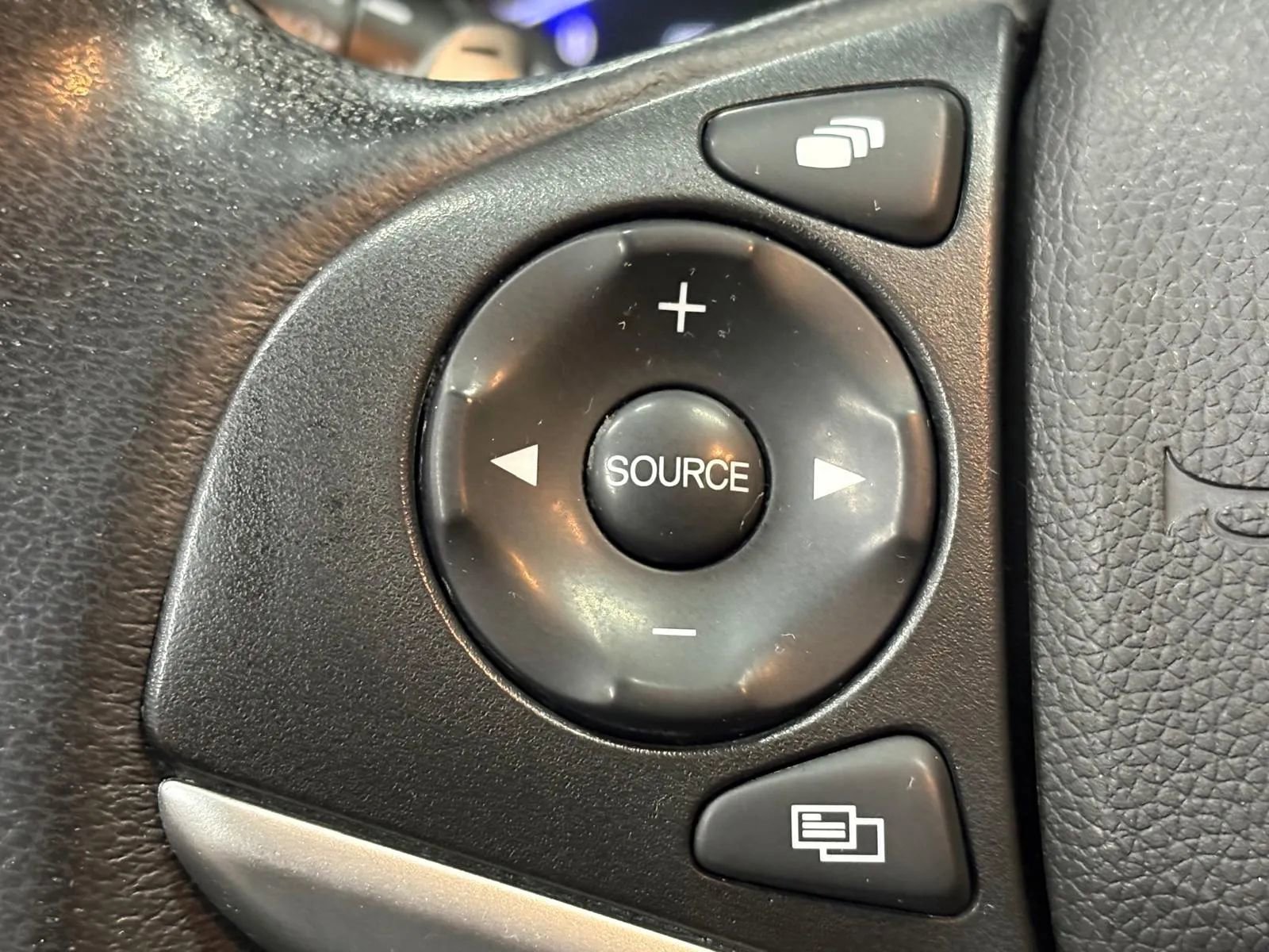 Used 2015 Honda Fit EX image 31