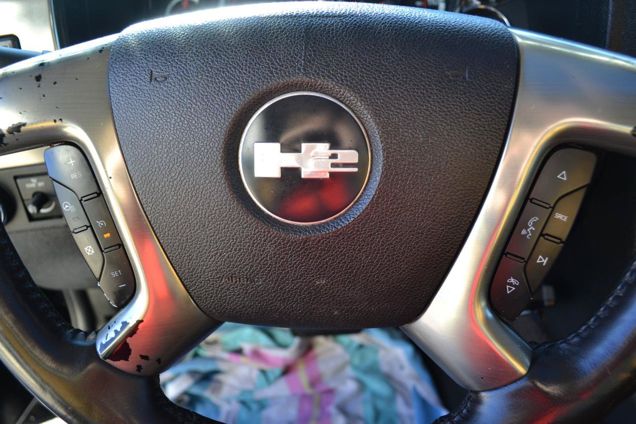 Used 2009 HUMMER H2 Luxury AWD/4WD image 16