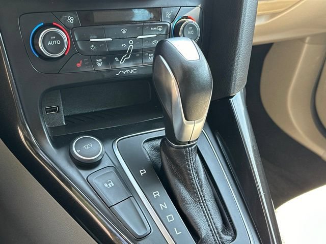 Used 2017 Ford Focus Electric Hatchback FWD image 32