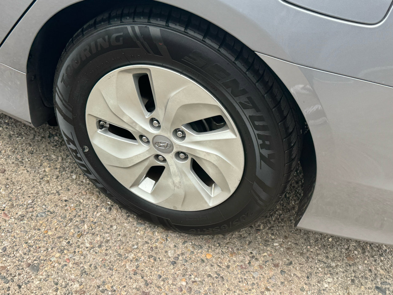 Used 2015 Hyundai Sonata Hybrid image 11