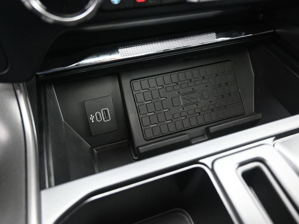 New 2025 Ford F150 Lariat w/ Equipment Group 502A High image 17