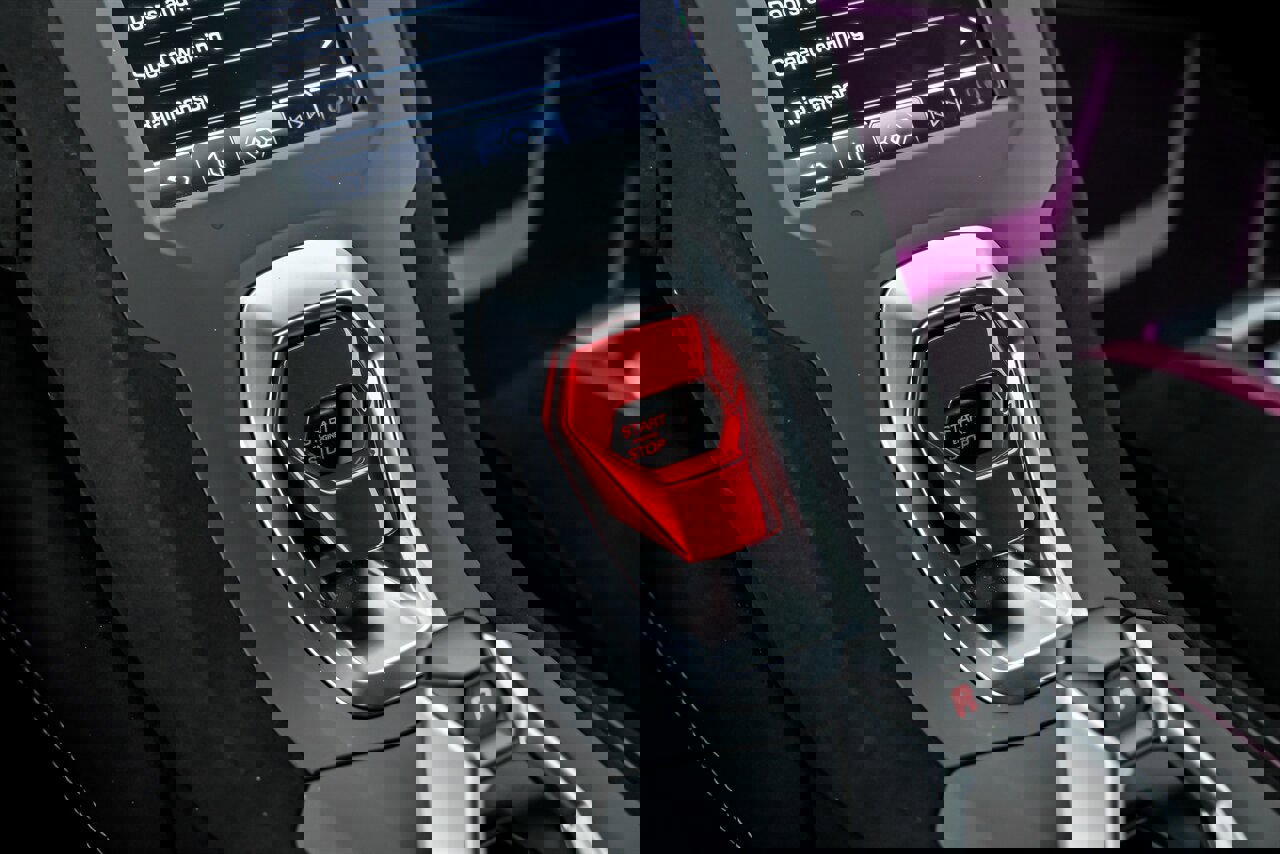 Used 2022 Lamborghini Huracan STO image 40