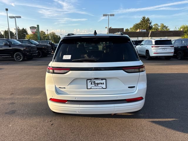 New 2027 Jeep Grand Cherokee Summit AWD/4WD image 30