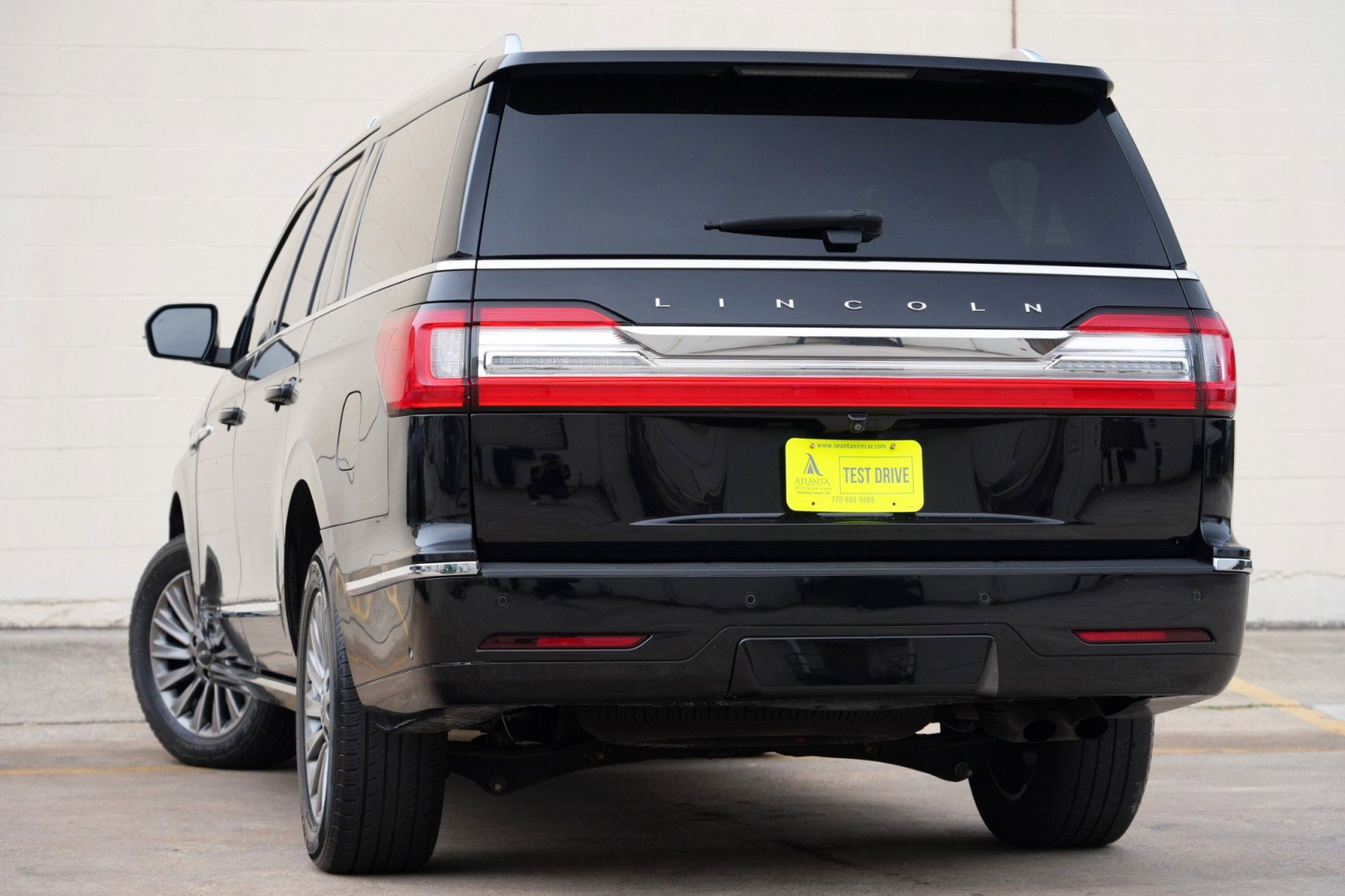 Used 2020 Lincoln Navigator L 4WD image 6