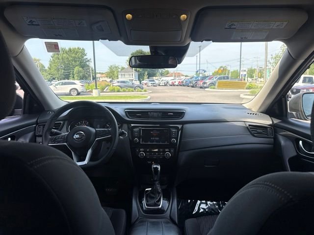 Used 2020 Nissan Rogue SV AWD/4WD image 12