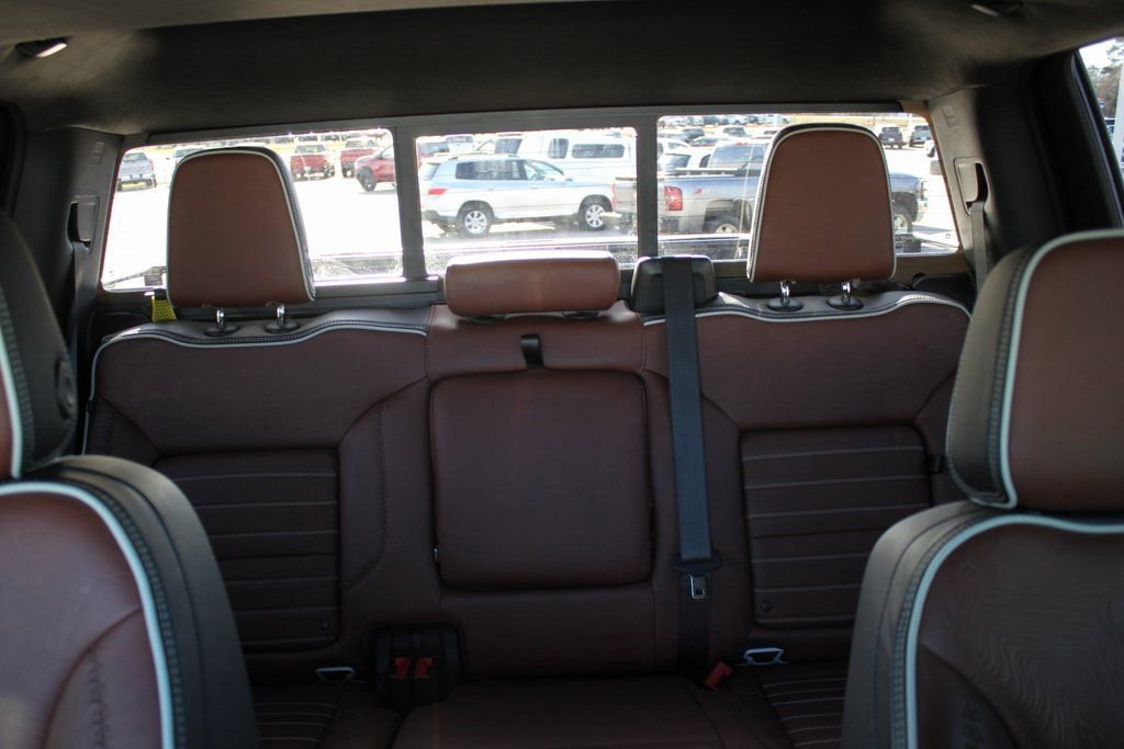 Used 2025 GMC Sierra 2500 Denali Ultimate image 19