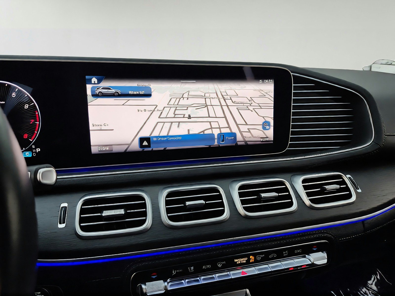Certified 2024 Mercedes-Benz GLE 450 4MATIC image 23