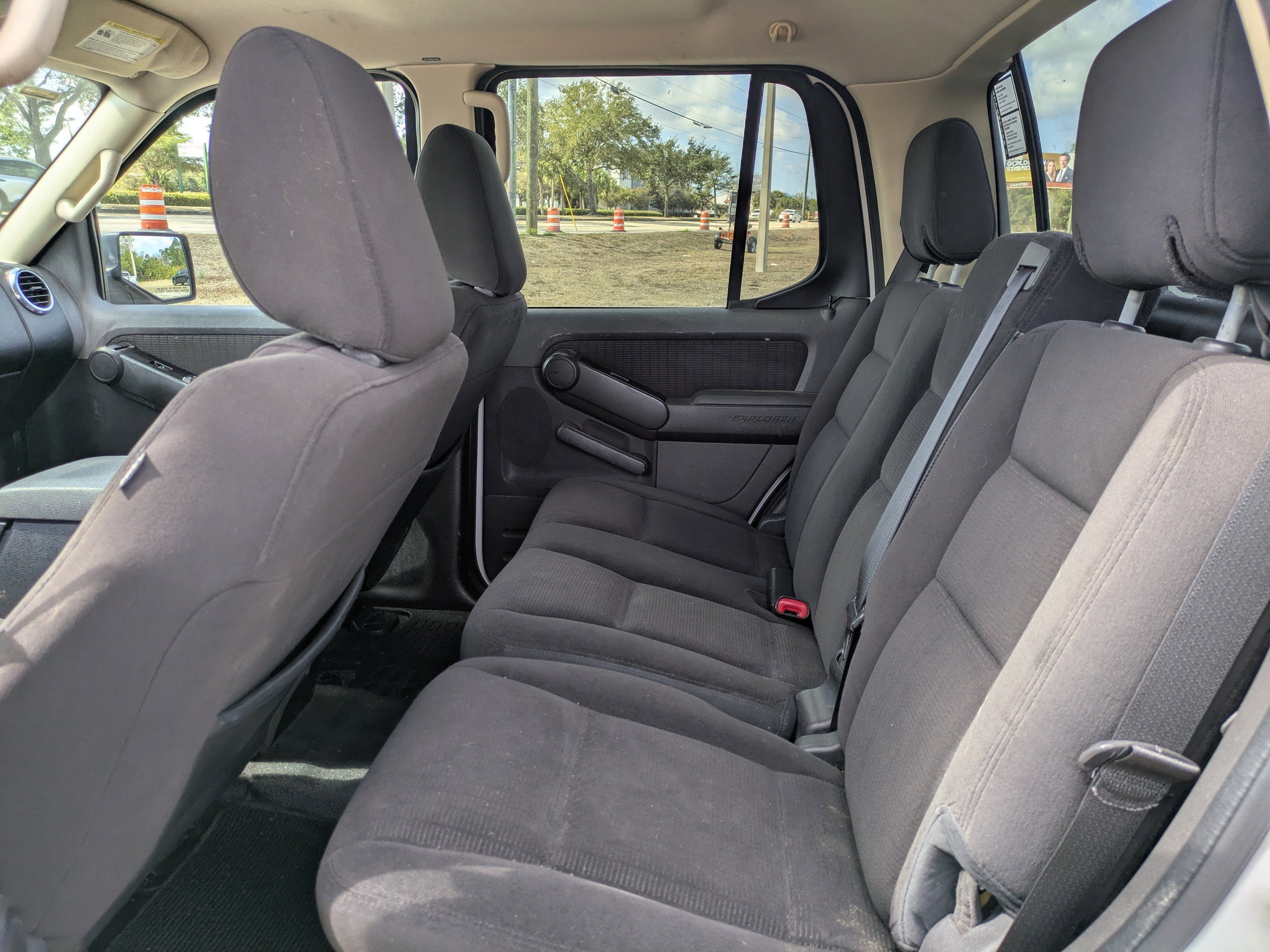 Used 2010 Ford Explorer Sport Trac XLT image 14