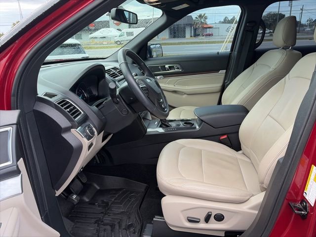 Used 2019 Ford Explorer Limited image 9
