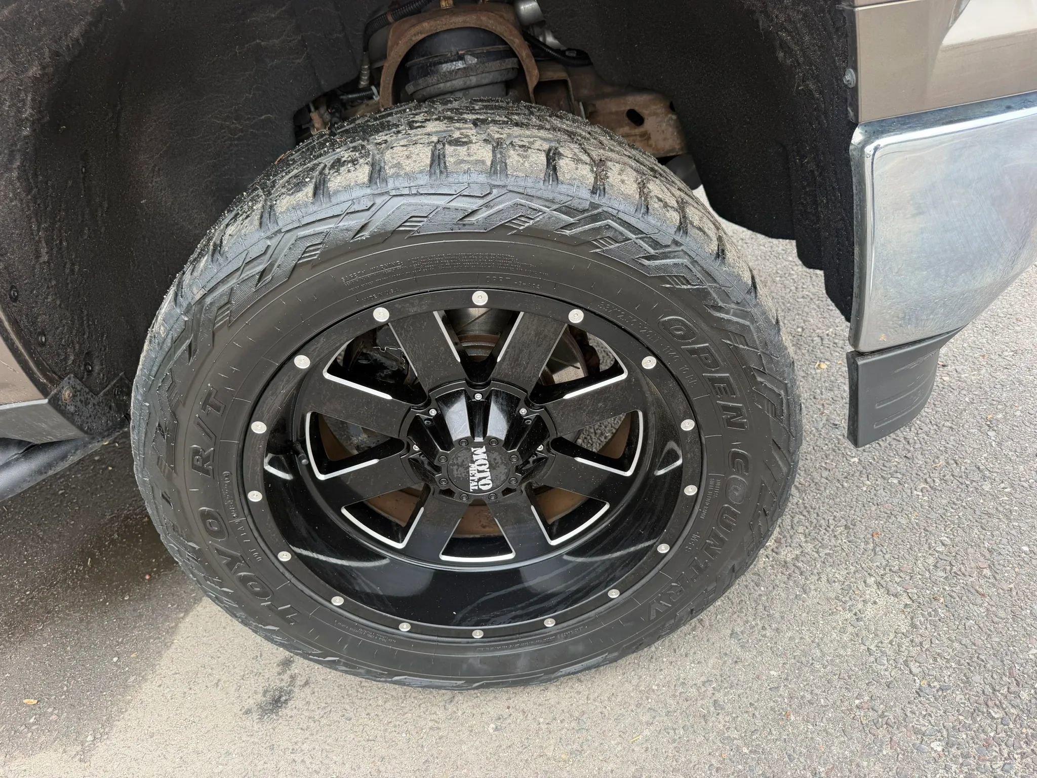 Used 2015 Chevrolet Silverado 1500 LT w/ LT Convenience Package image 6