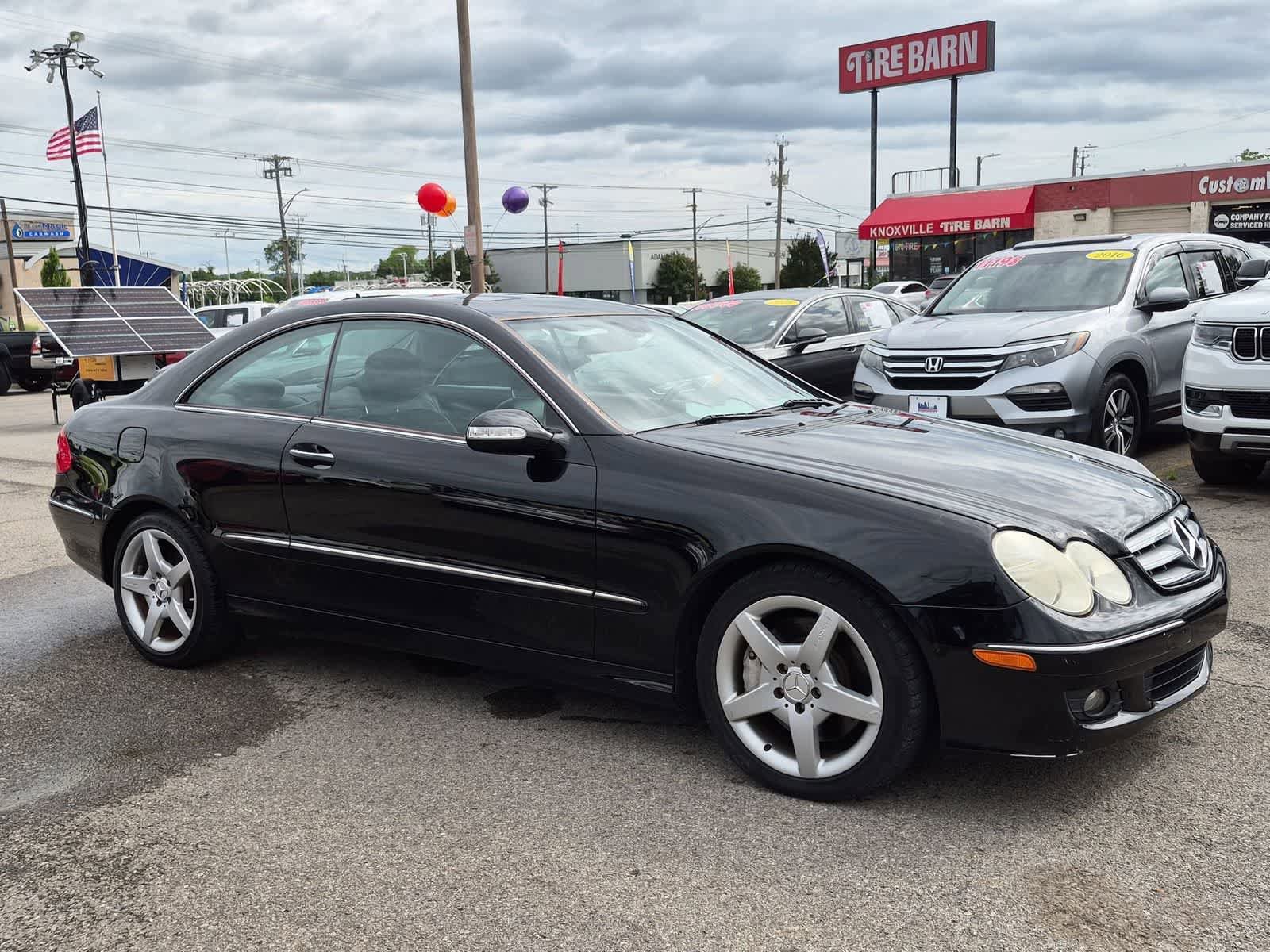 Used 2008 Mercedes-Benz CLK 350 Coupe image 2
