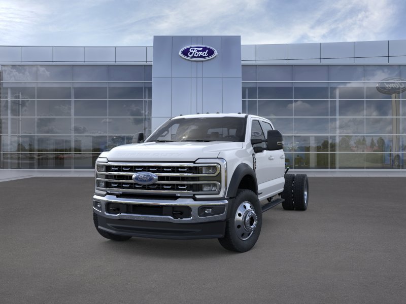New 2026 Ford F450 Lariat image 2