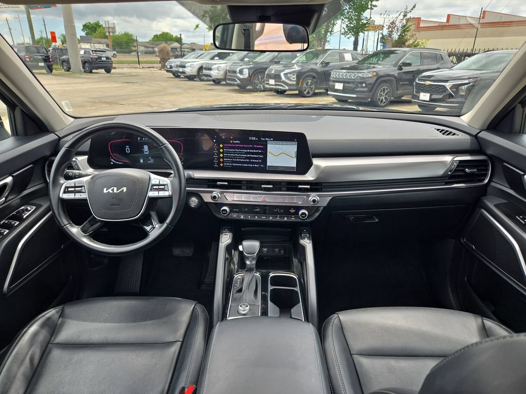 Used 2025 Kia Telluride S FWD image 24