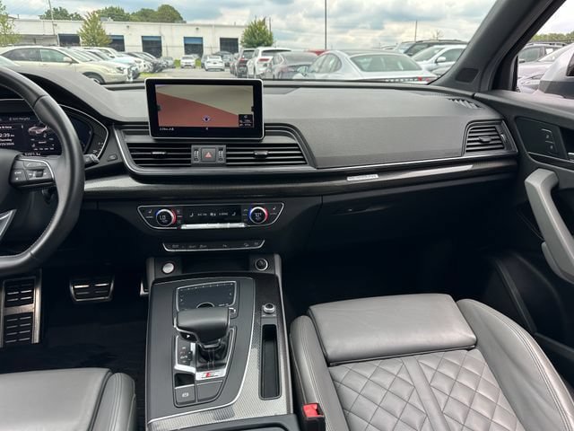 Used 2018 Audi SQ5 Premium Plus w/ S Sport Package AWD/4WD image 15