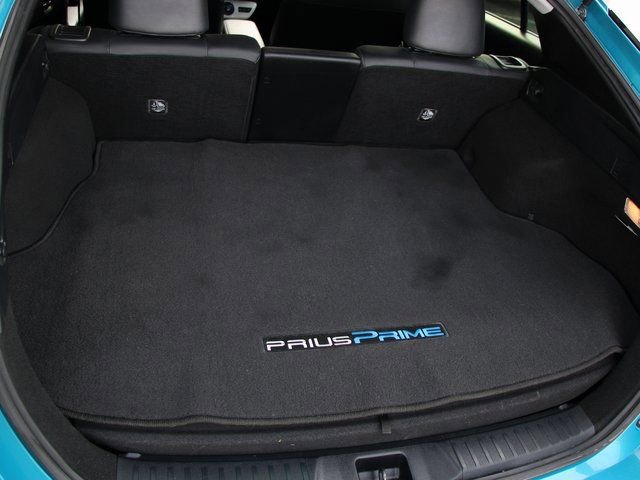Used 2018 Toyota Prius Prime Premium w/ Carpet Mat Package image 7