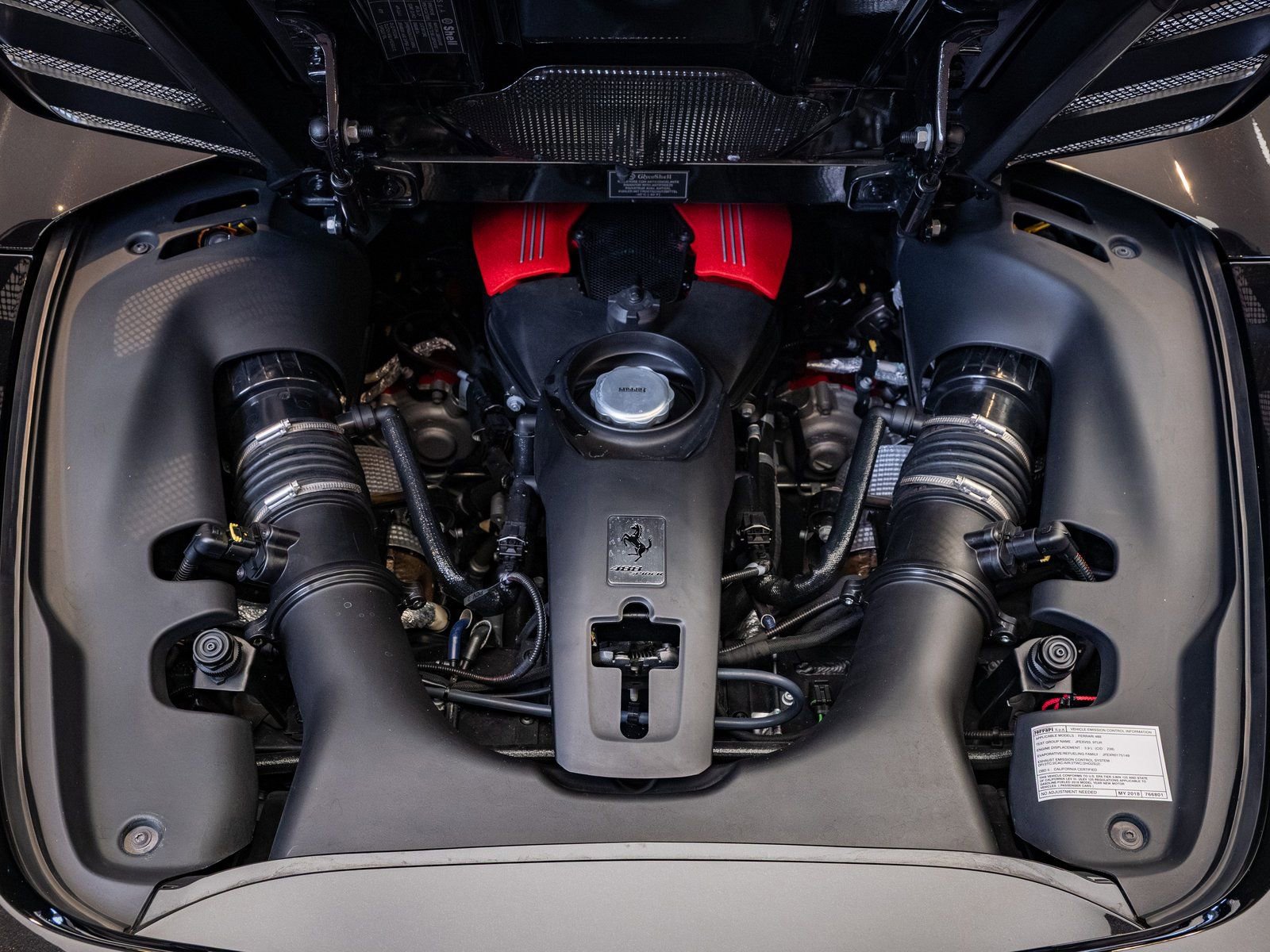 Certified 2018 Ferrari 488 Spider Base image 24