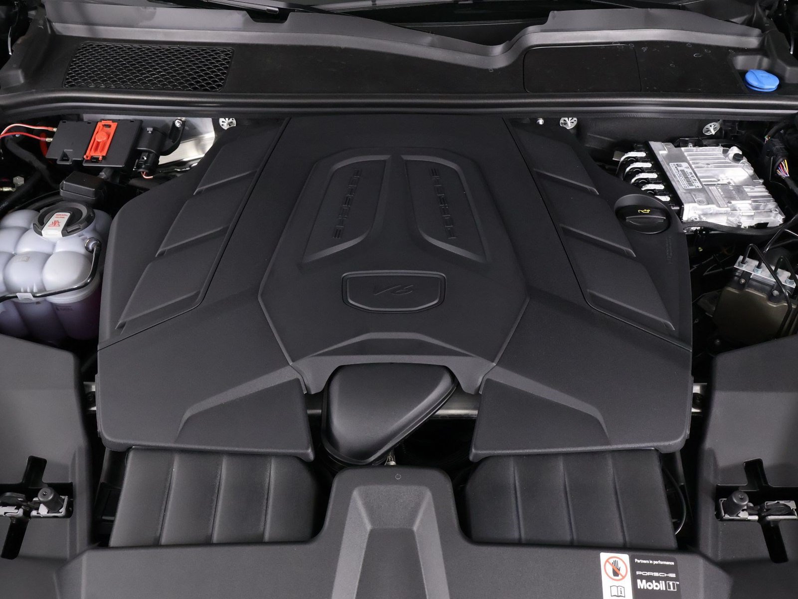 New 2026 Porsche Cayenne AWD/4WD image 20
