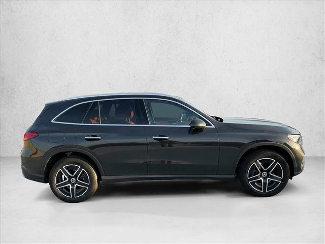 Certified 2026 Mercedes-Benz GLC 300 4MATIC image 4
