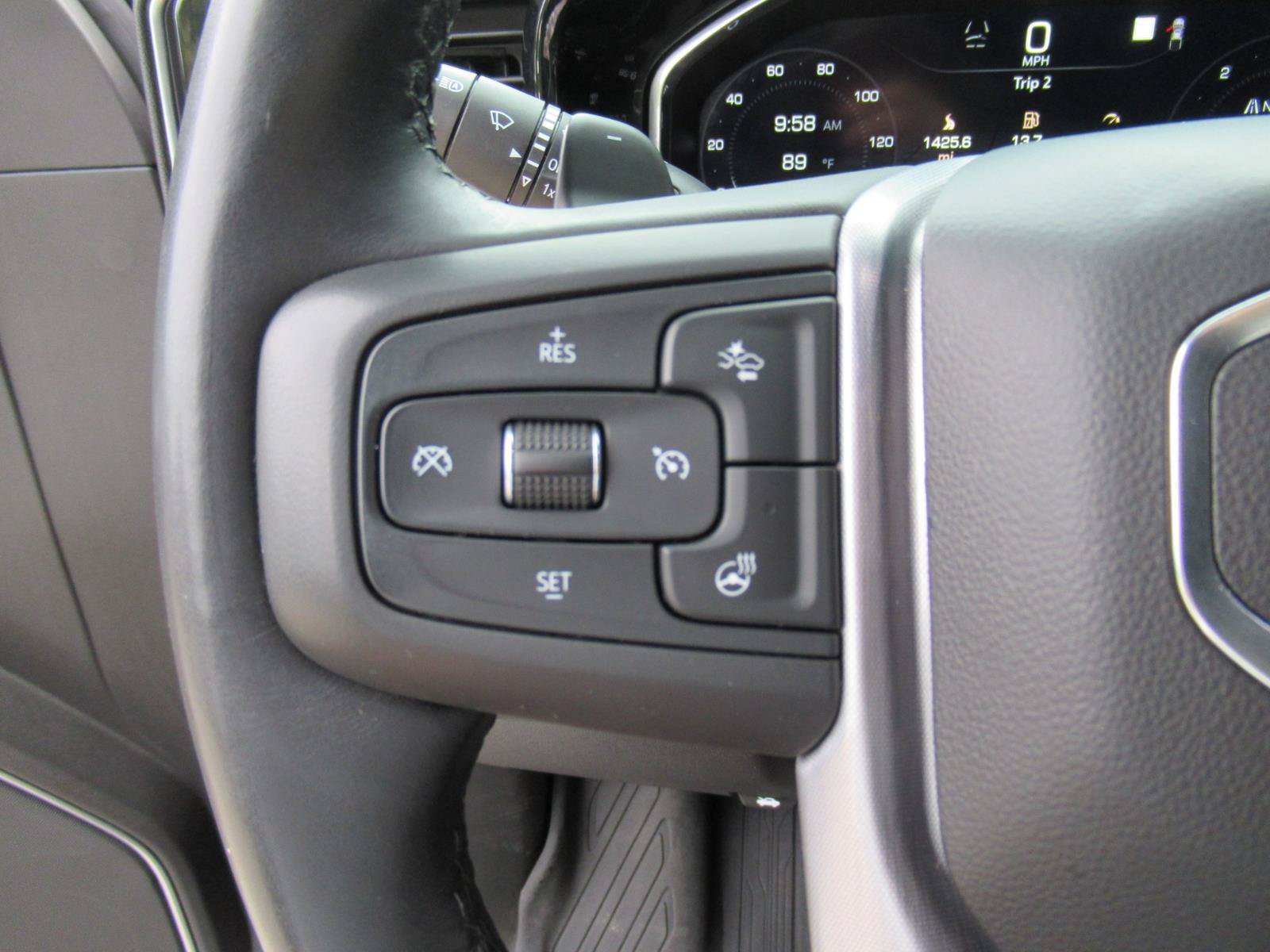 Used 2022 GMC Sierra 1500 SLT w/ SLT Premium Plus Package AWD/4WD image 26
