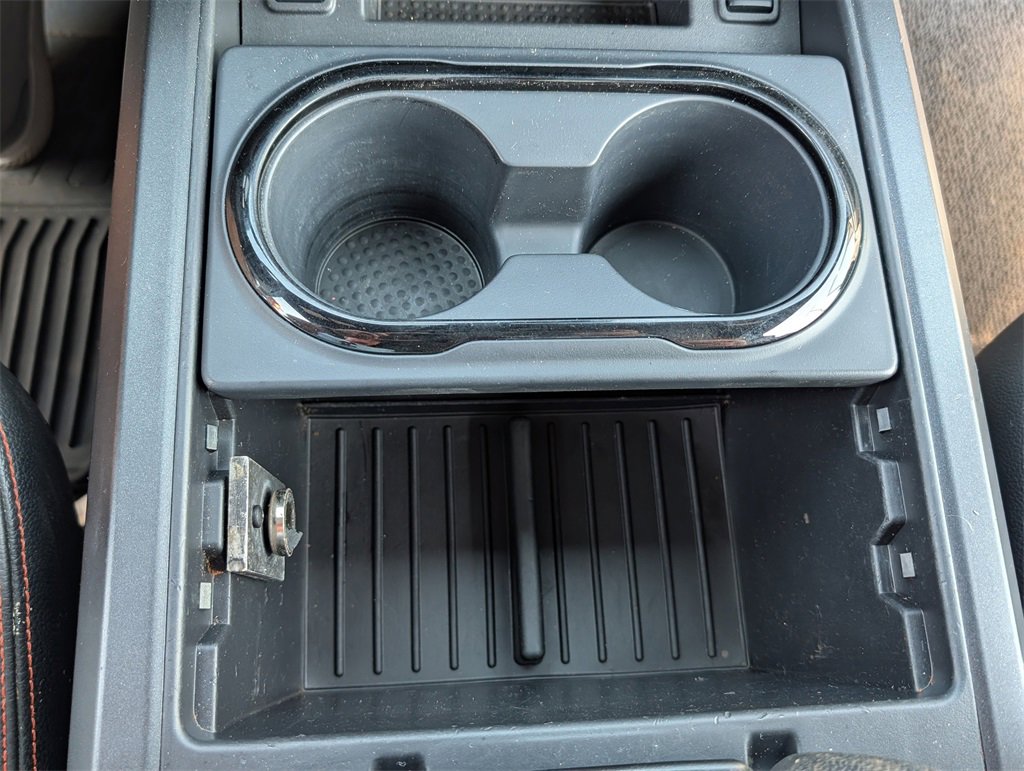 Used 2020 Nissan Titan PRO-4X w/ Pro-4x Convenience Package image 20