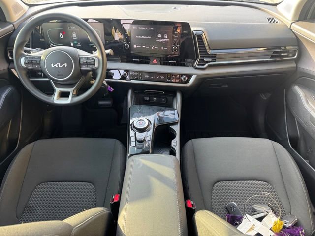 Certified 2024 Kia Sportage LX image 3
