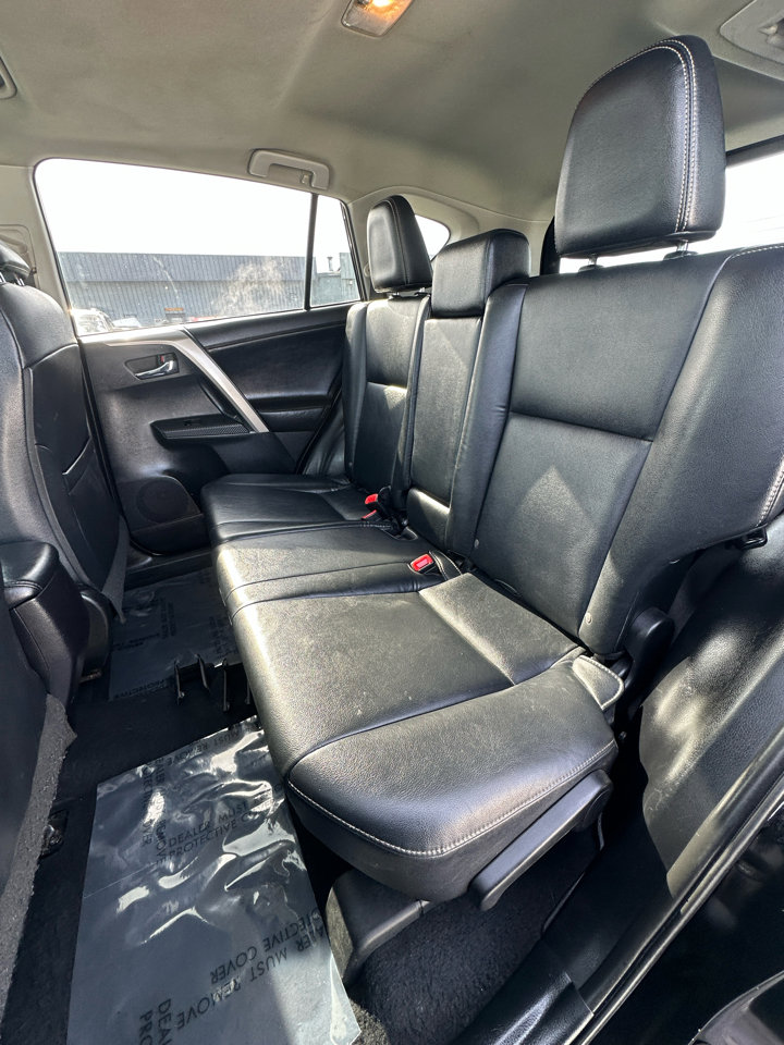 Used 2014 Toyota RAV4 Limited image 37