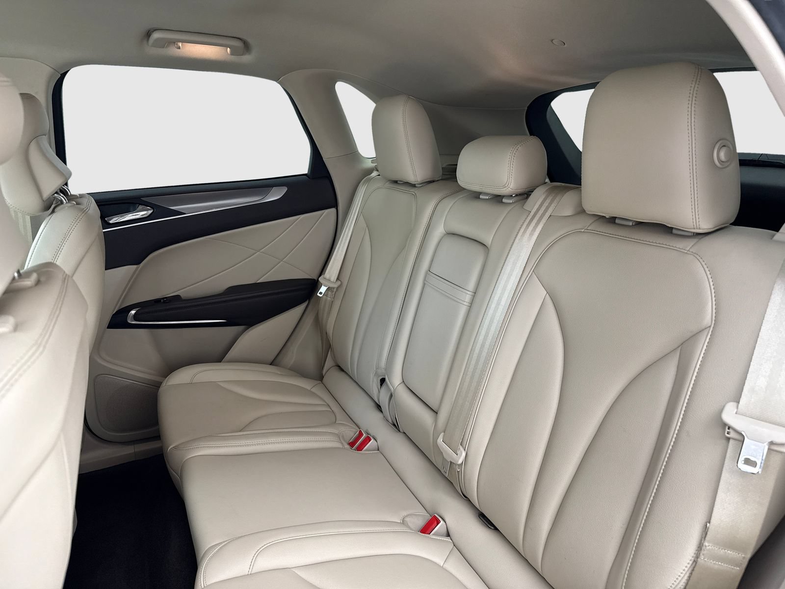 Used 2019 Lincoln MKC Premiere FWD image 36
