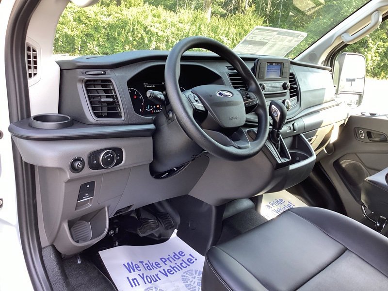 New 2025 Ford Transit 250 Low Roof image 22