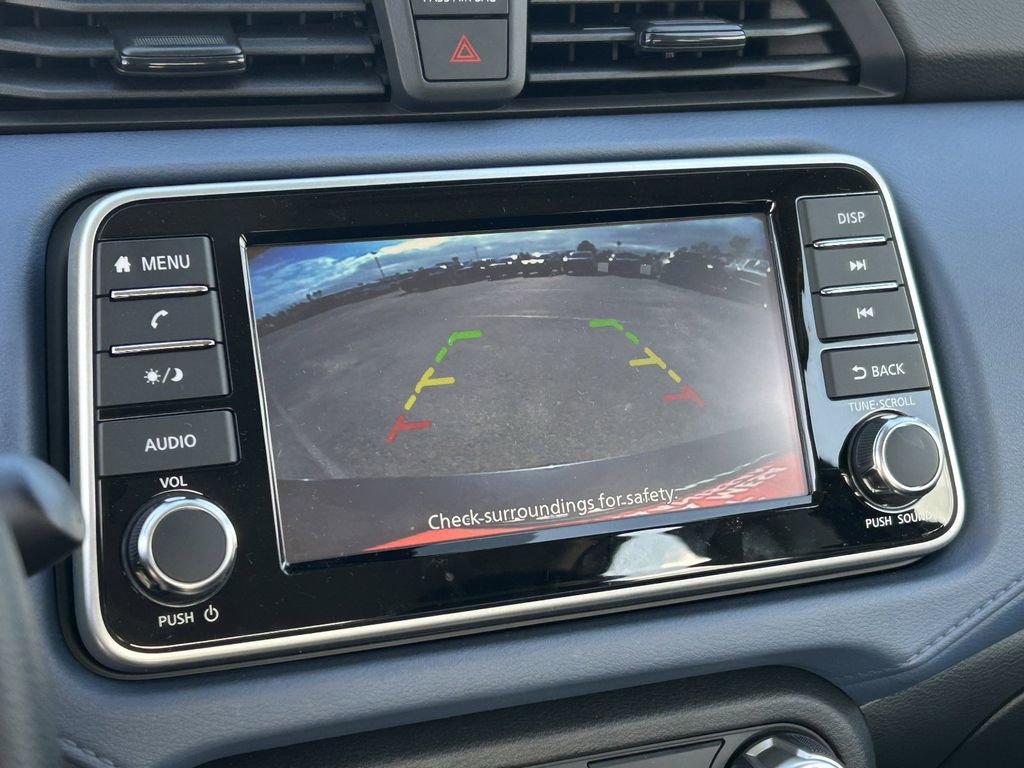 Used 2025 Nissan Versa SV w/ Trunk Package image 25