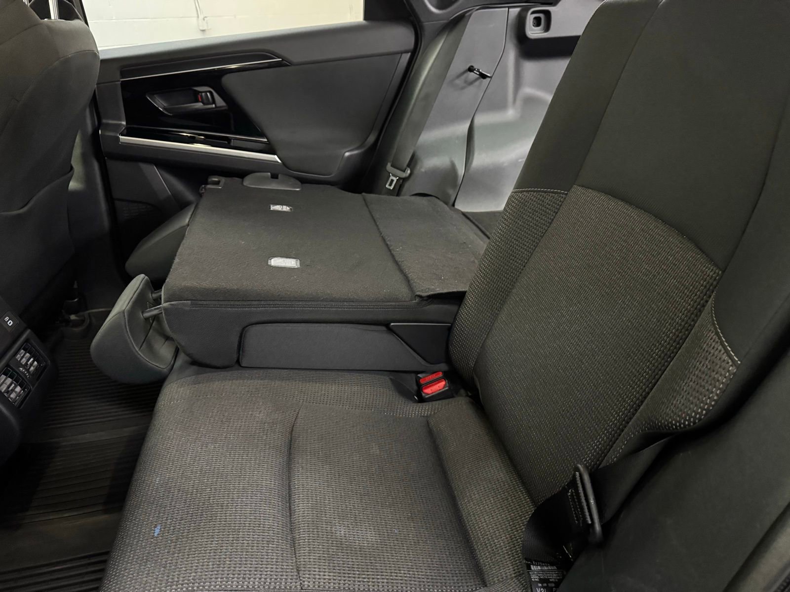 Used 2023 Subaru Solterra AWD image 27