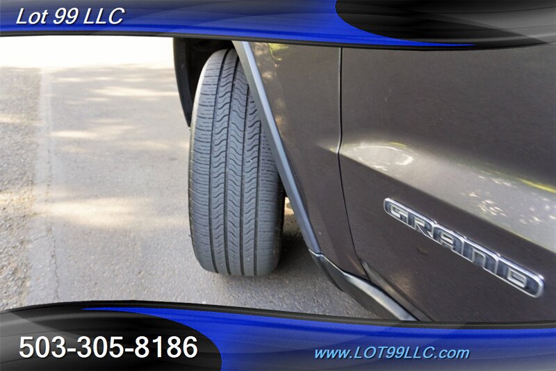 Used 2018 Jeep Grand Cherokee Limited AWD/4WD image 4