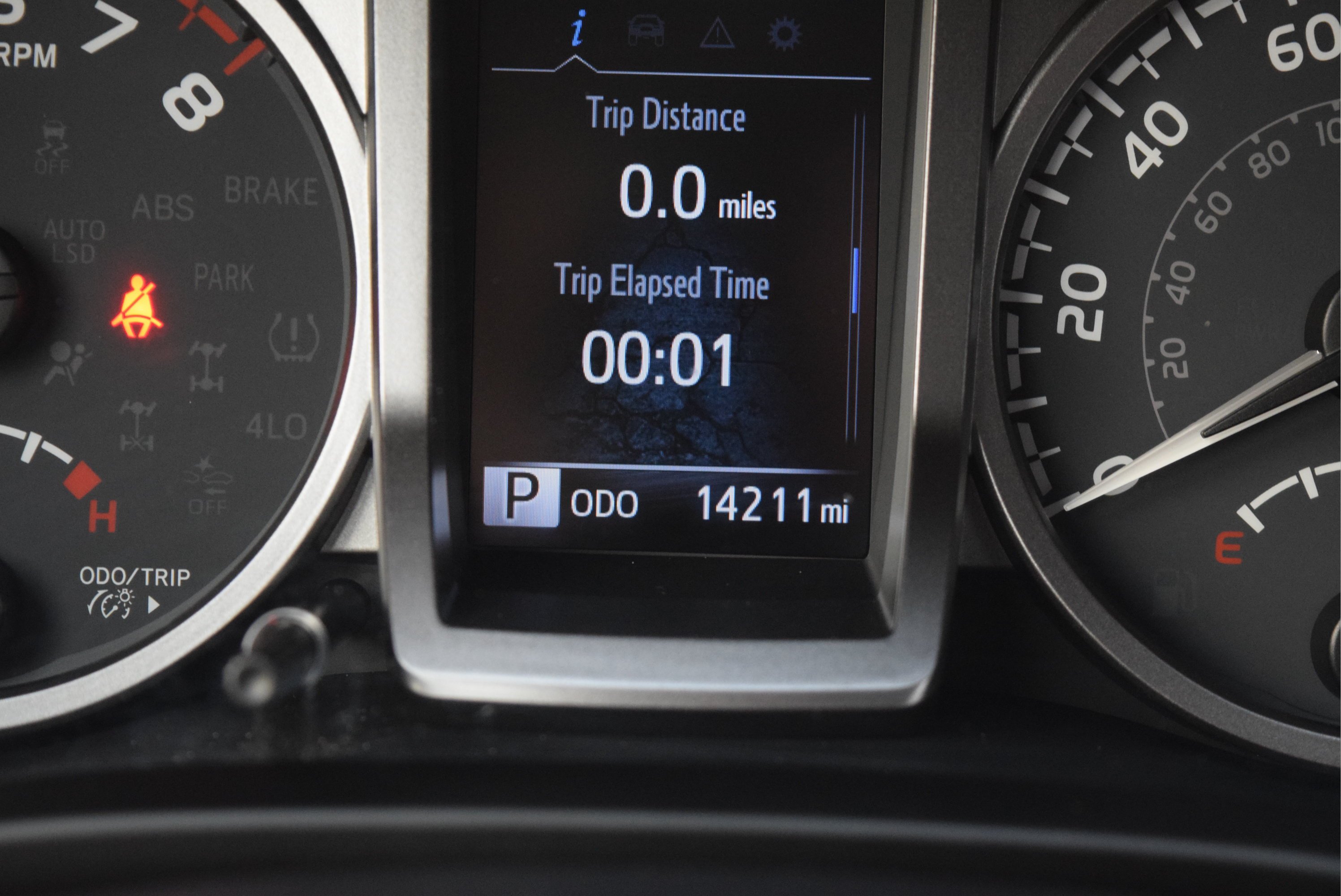 Used 2023 Toyota Tacoma SR5 AWD/4WD image 16