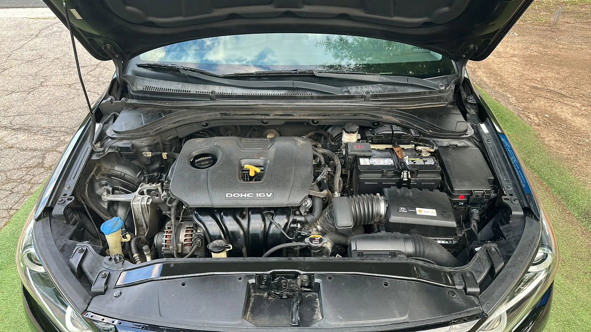 Used 2017 Hyundai Elantra SE FWD image 9