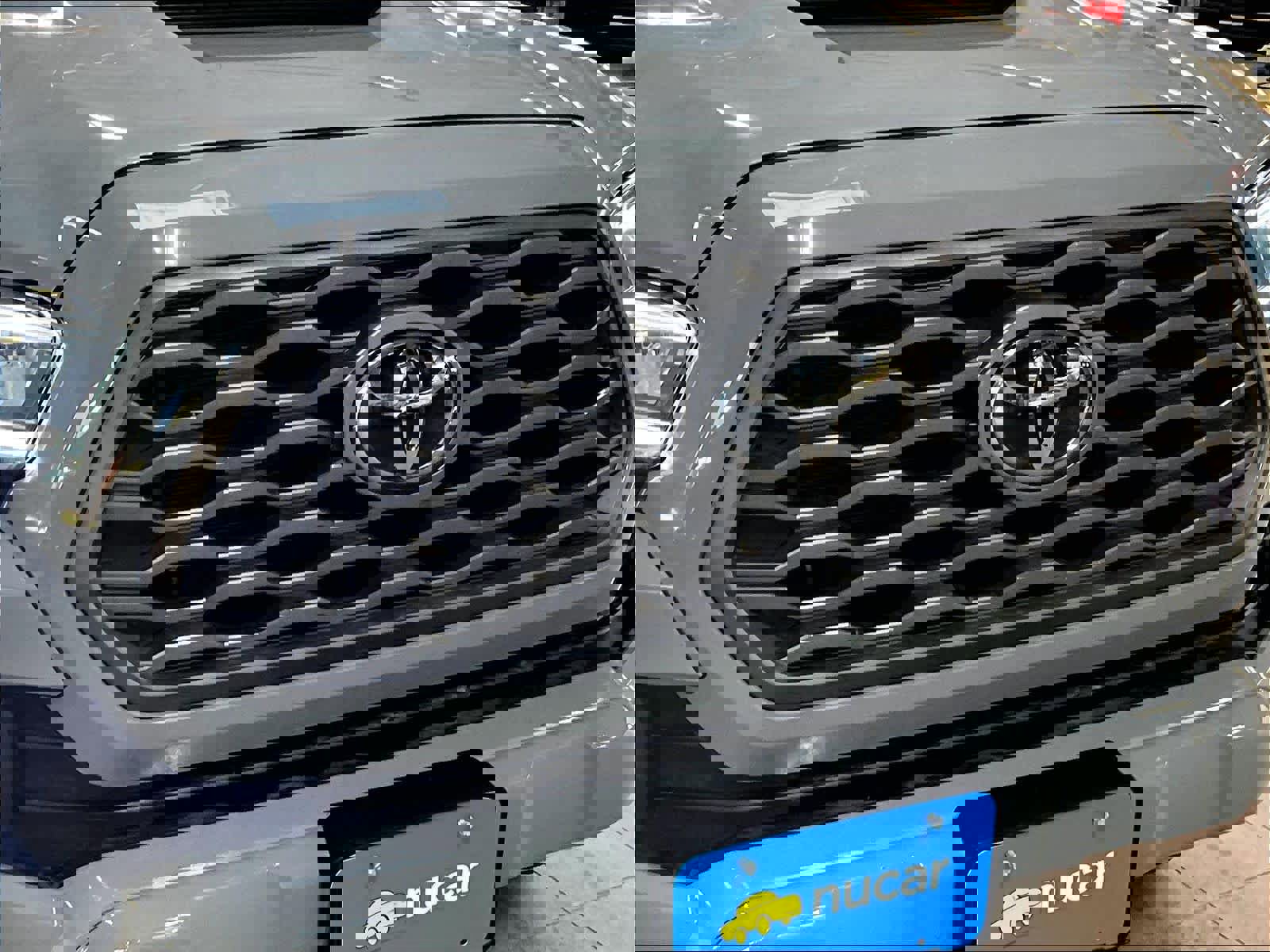 Used 2023 Toyota Tacoma TRD Sport w/ Technology Package image 32